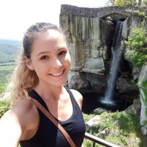 Meet your Posher, Mia